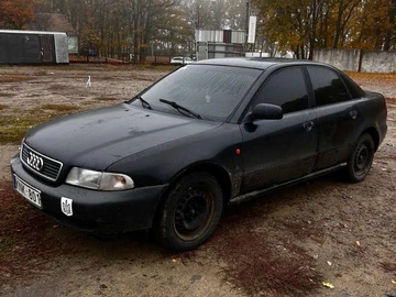 Авто Audi A4 2000 № 8145725