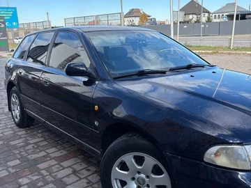 Авто Audi A4 1997 № 8145818