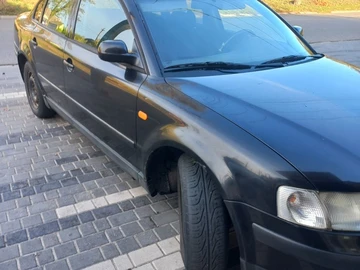 Авто Volkswagen Passat Sedan 1997 № 8145840