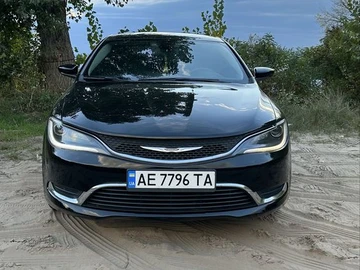 Авто Chrysler 200 2015 № 8145980