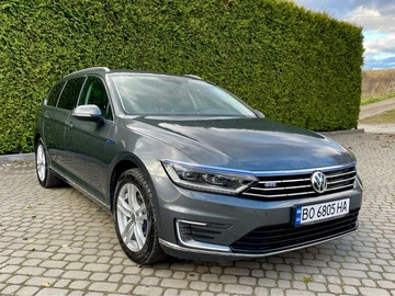 Авто Volkswagen Passat Variant 2016 № 8146117