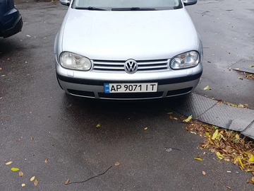 Авто Volkswagen Golf 2001 № 8146119