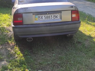 Авто Opel Vectra 1990 № 8146329