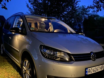 Авто Volkswagen Touran 2012 № 8146364