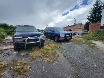 Авто Chevrolet Suburban 2000 № 8146621