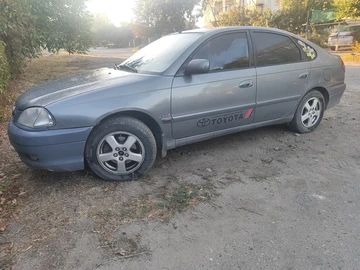 Авто Toyota Avensis 2001 № 8146644