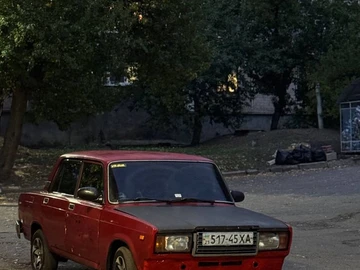 Авто ВАЗ 2107 1990 № 8146650