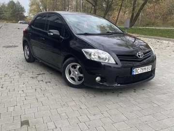 Авто Toyota Auris 2012 № 8146843