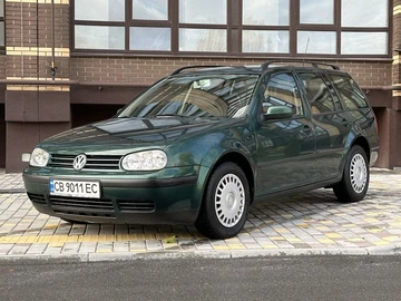 Авто Volkswagen Golf 1999 № 8146850