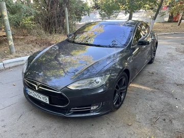 Авто Tesla Model S 2015 № 8146869