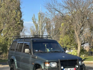 Авто Mitsubishi Pajero 1998 № 8146893