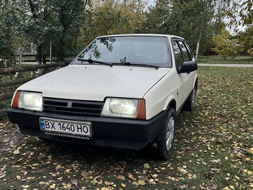Авто ВАЗ 2109 1992 № 8146899