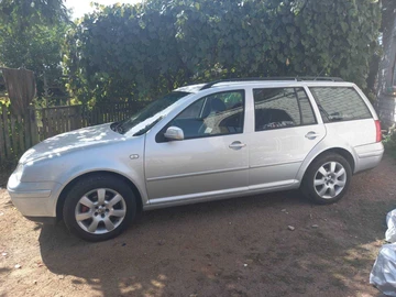 Авто Volkswagen Golf 2004 № 8146906