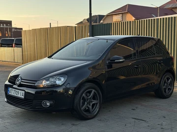 Авто Volkswagen Golf 2010 № 8146992