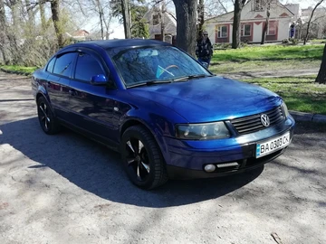 Авто Volkswagen Passat Sedan 1998 № 8147004