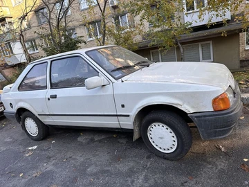 Авто Ford Escort 1989 № 8147006