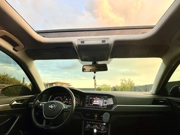 Авто Volkswagen Jetta 2019 № 8147010