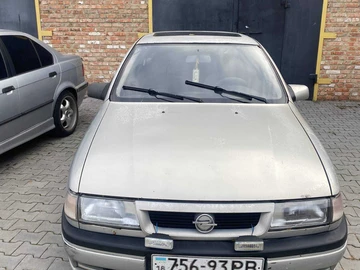 Авто Opel Vectra 1995 № 8147026
