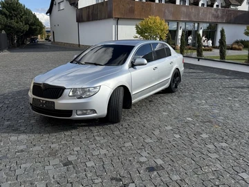 Авто Skoda Superb 2010 № 8147027