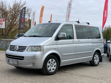 Авто Volkswagen Multivan 2009 № 8147168