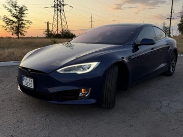 Авто Tesla Model S 2018 № 8147191