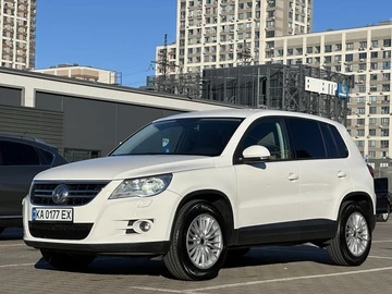 Авто Volkswagen Tiguan 2008 № 8147215