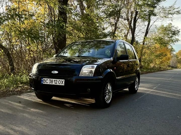 Авто Ford Fusion 2002 № 8147410