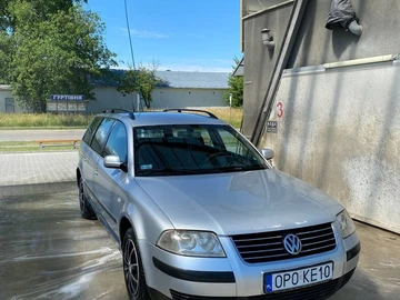 Авто Volkswagen Passat Variant 2002 № 8147758