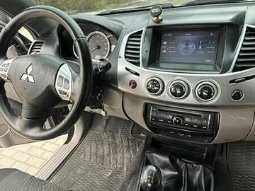 Авто Mitsubishi L 200 2013 № 8147983