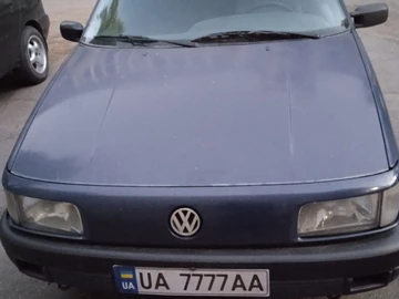 Авто Volkswagen Passat Sedan 1990 № 8148007