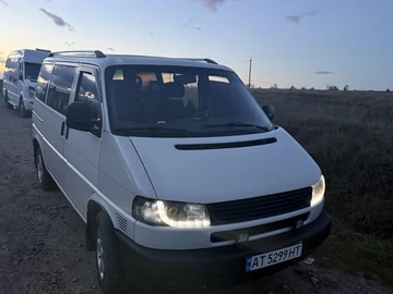 Авто Volkswagen Transporter 2001 № 8148033