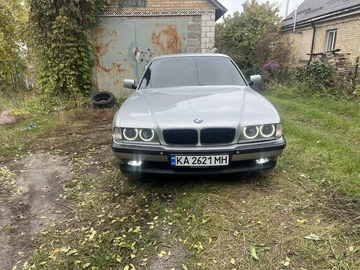 Авто BMW 7 Серия 1994 № 8148076