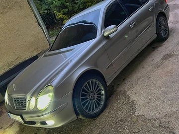 Авто Mercedes 220 2004 № 8148137