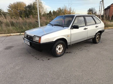 Авто ВАЗ 2109 2001 № 8148149