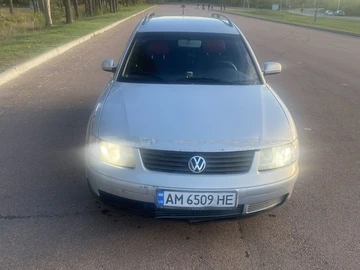 Авто Volkswagen Parati 2000 № 8148156