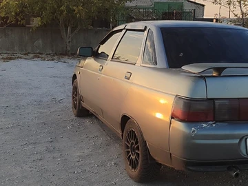 Авто ВАЗ 2110 2001 № 8148176