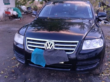 Авто Volkswagen Touareg 2004 № 8148202