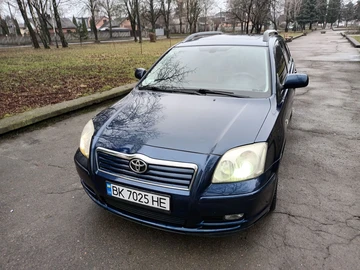 Авто Toyota Avensis 2003 № 8148222