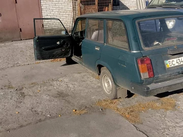 Авто ВАЗ 2104 2008 № 8148324
