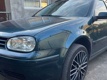 Авто Volkswagen Golf 2003 № 8148328