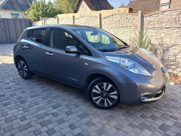 Авто Nissan Leaf 2015 № 8148333
