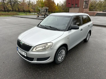 Авто Skoda Fabia 2014 № 8148416