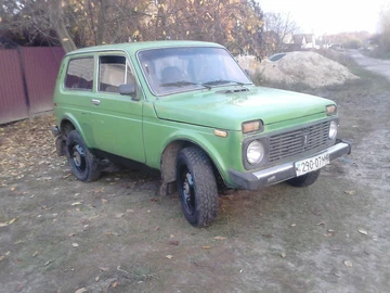 Авто ВАЗ 2121 1990 № 8148537