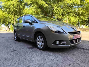 Авто Peugeot 5008 2012 № 8148538