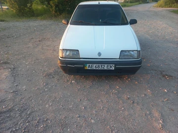 Авто Renault 19 1990 № 8148556