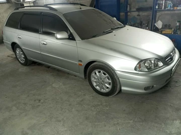 Авто Toyota Avensis 2002 № 8148666