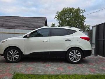 Авто Hyundai Ix35 2010 № 8148822