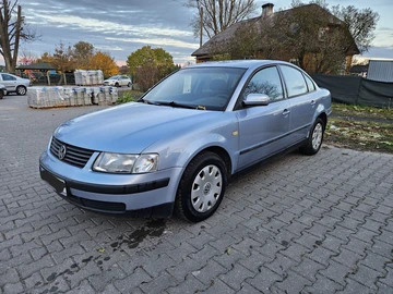 Авто Volkswagen Passat Sedan 1999 № 8148890