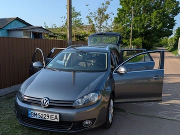 Авто Volkswagen Golf 2010 № 8148906