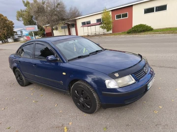 Авто Volkswagen Passat Sedan 1999 № 8149058